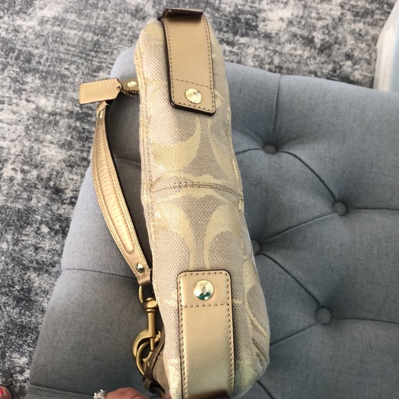 Vintage Coach Purse 💛 - Picture 9 of 11